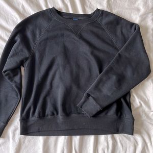 2/16 Black crew neck